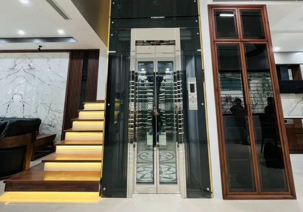 20+ Mẫu Thang Máy Mini Đẹp 2026 Cho Nhà Hiện Đại 21 Thiết kế gọn gàng, giảm chi phí xây dựng đáng kể cho gia chủ