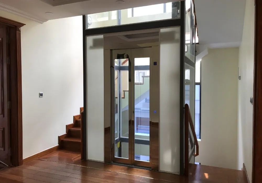 Diện tích chỉ từ 1m², phù hợp lắp đặt trong nhà ống hẹp ngang