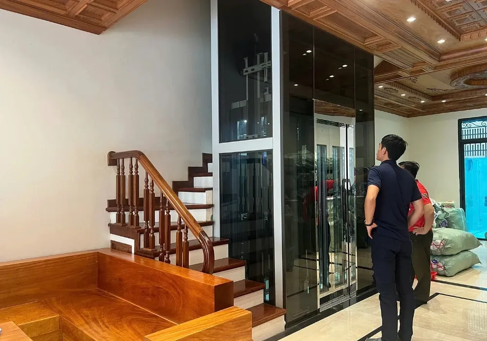 Nên Chọn Thang Máy Mini Loại Nào Tốt Nhất 2026? 4 Phân loại thang máy mini theo tải trọng, thiết kế cabin, công nghệ và kết cấu lắp đặt